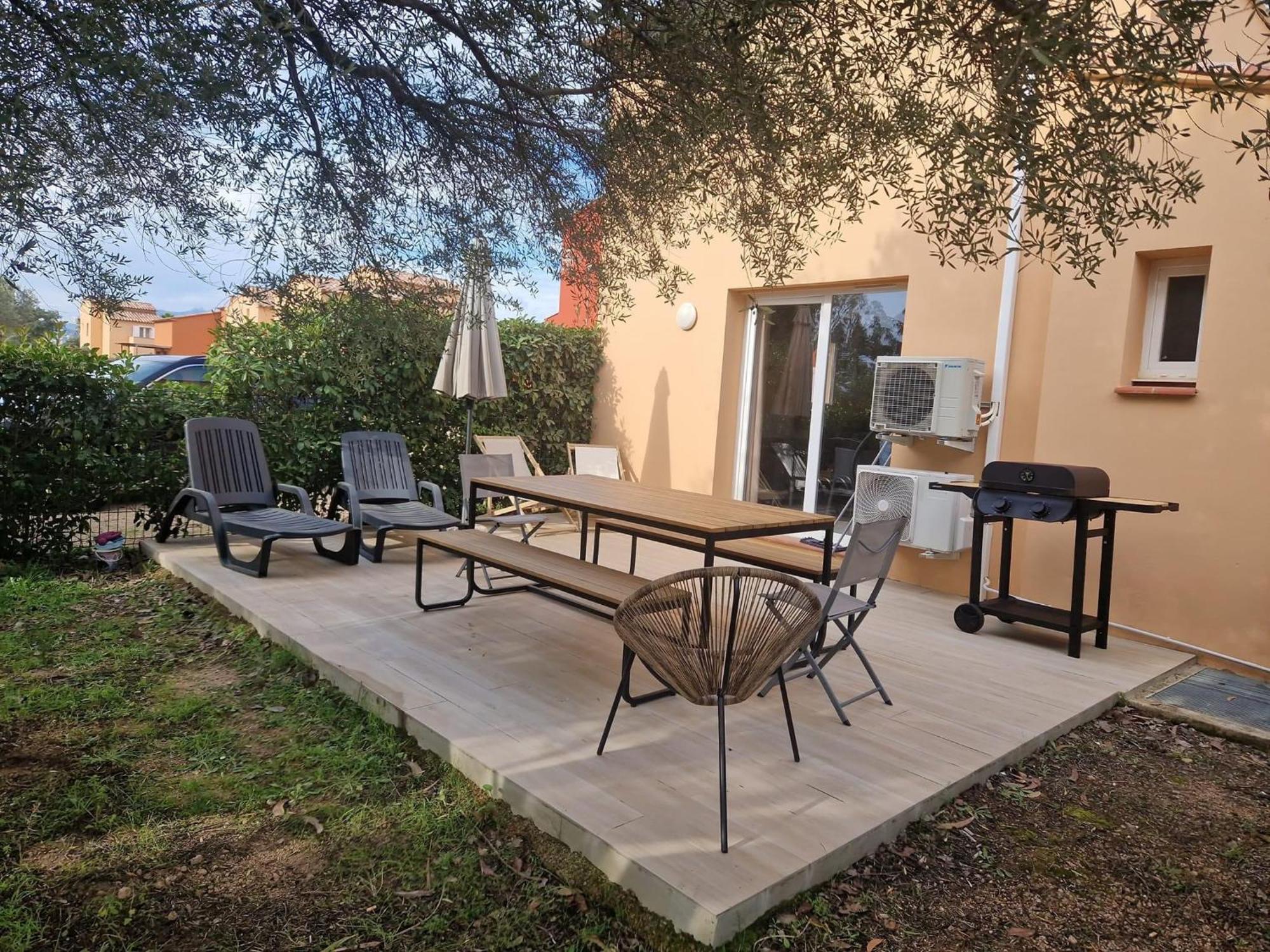 Residence Hoteliere Les Hameaux De Saint Cyprien Appartement 2 Chambres Lecci Exteriör bild