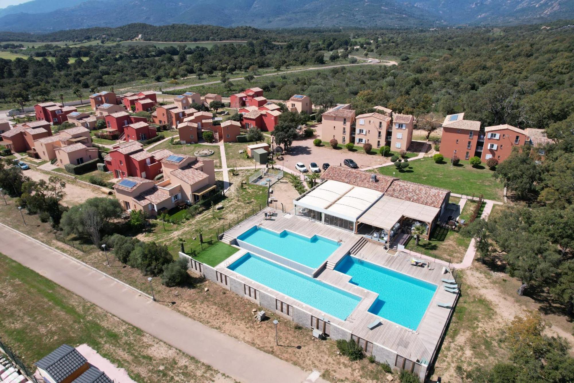 Residence Hoteliere Les Hameaux De Saint Cyprien Appartement 2 Chambres Lecci Exteriör bild