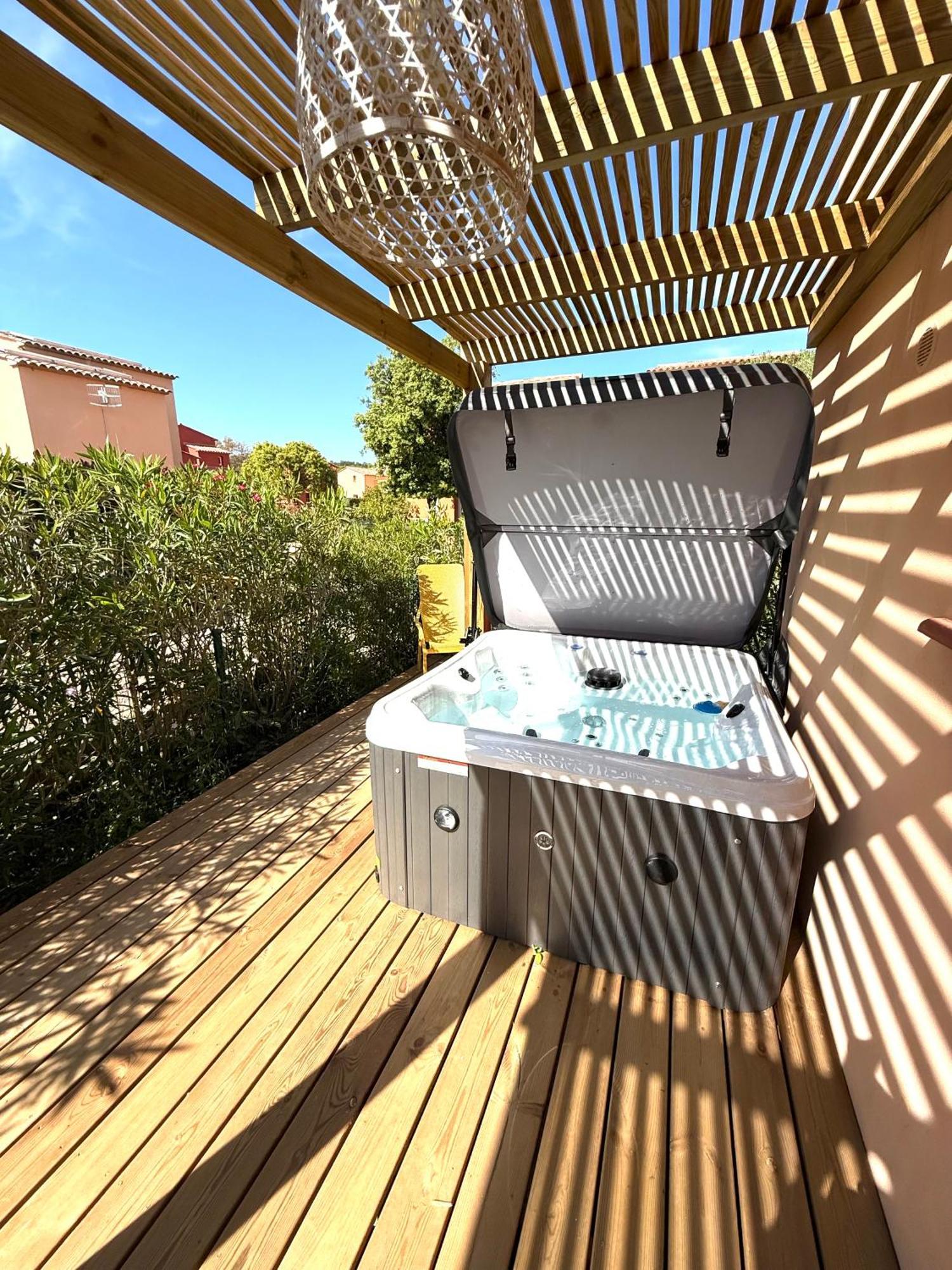 Residence Hoteliere Les Hameaux De Saint Cyprien Appartement 2 Chambres Lecci Exteriör bild